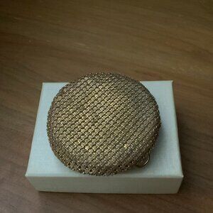 VINTAGE GOLD MESH COMPACT CASE WITH PUFFER
